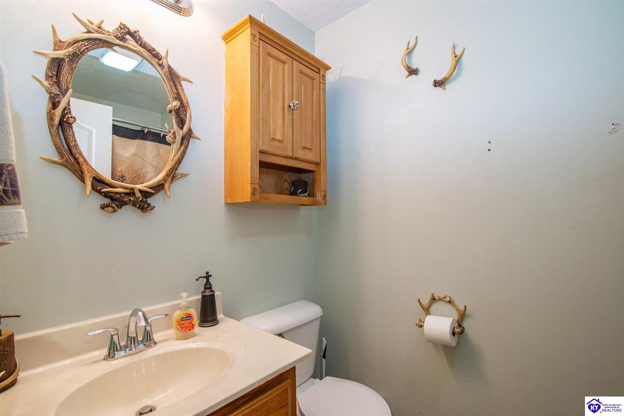 Listing Picture 1543 Youngers Creek Road New Haven, KY 40051 MLS HK24004641