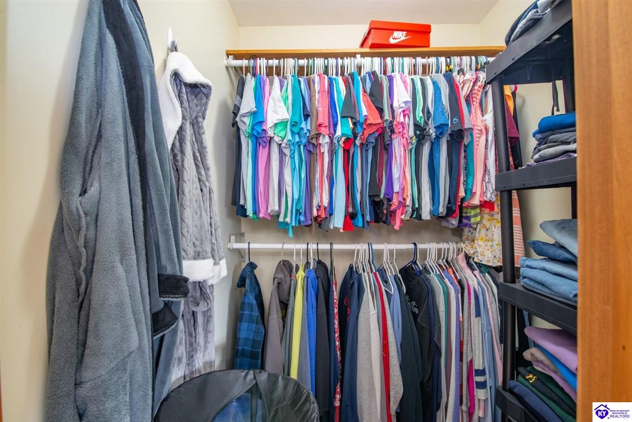 Listing Picture 1543 Youngers Creek Road New Haven, KY 40051 MLS HK24004641