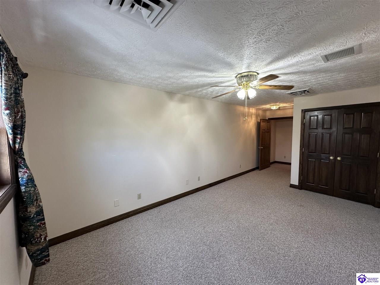 Listing Picture 2215 Elkhorn Road Campbellsville, KY 42718 MLS HK24004674