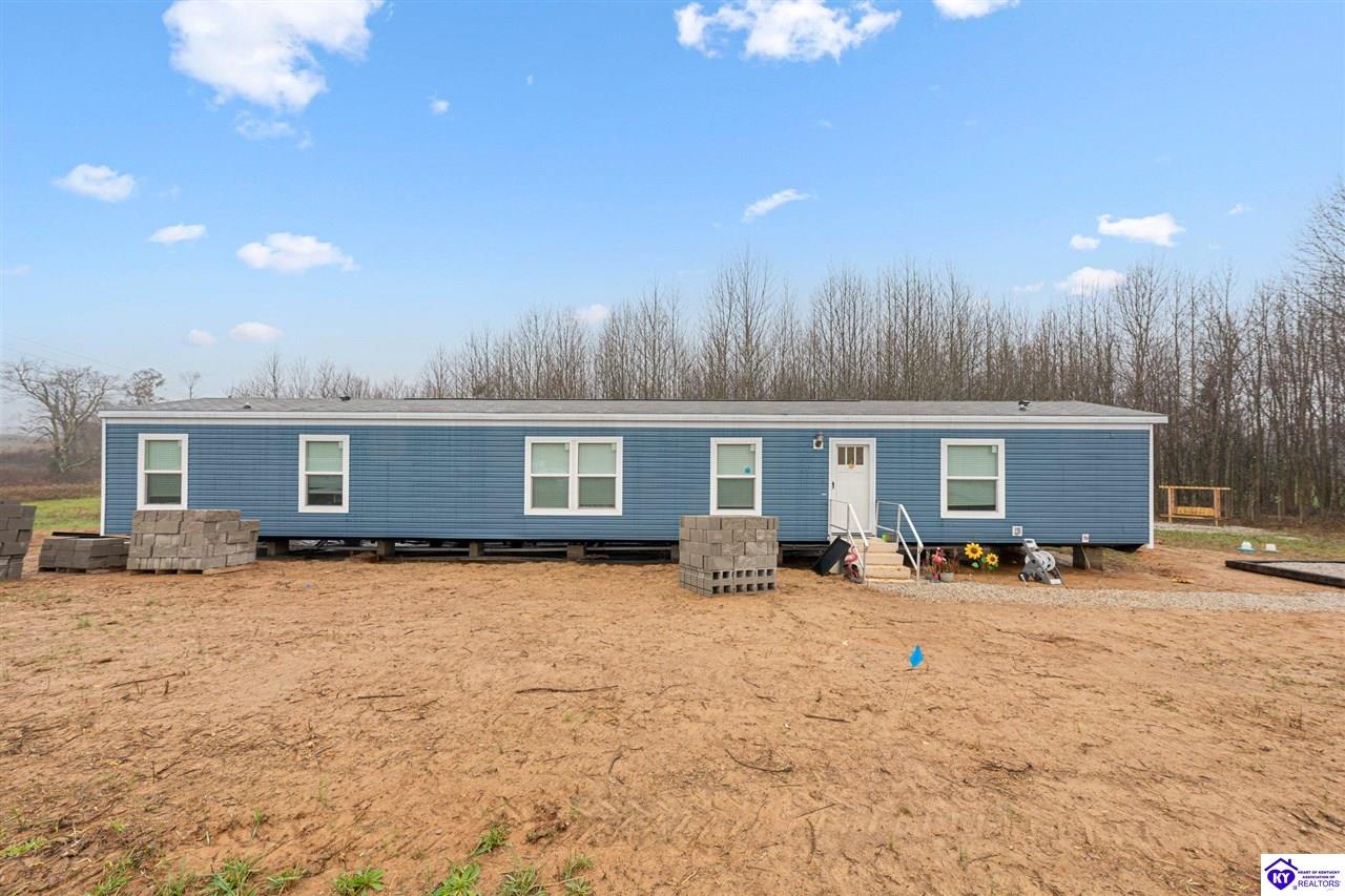 Listing Picture 2450 J E Jones Road Magnolia, KY 42757 MLS HK24004676