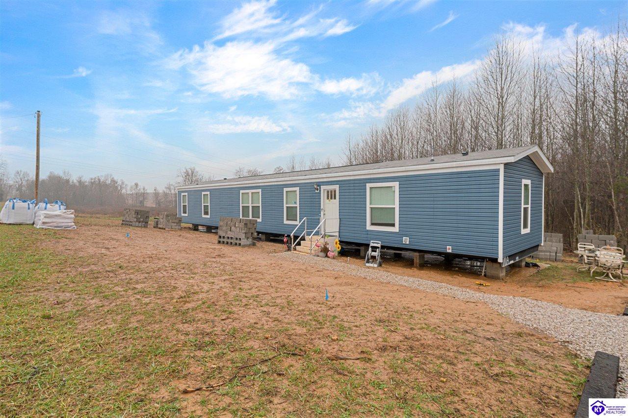 Listing Picture 2450 J E Jones Road Magnolia, KY 42757 MLS HK24004676