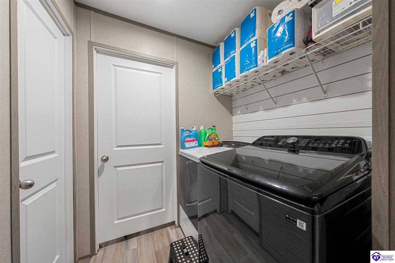 Listing Picture 2450 J E Jones Road Magnolia, KY 42757 MLS HK24004676