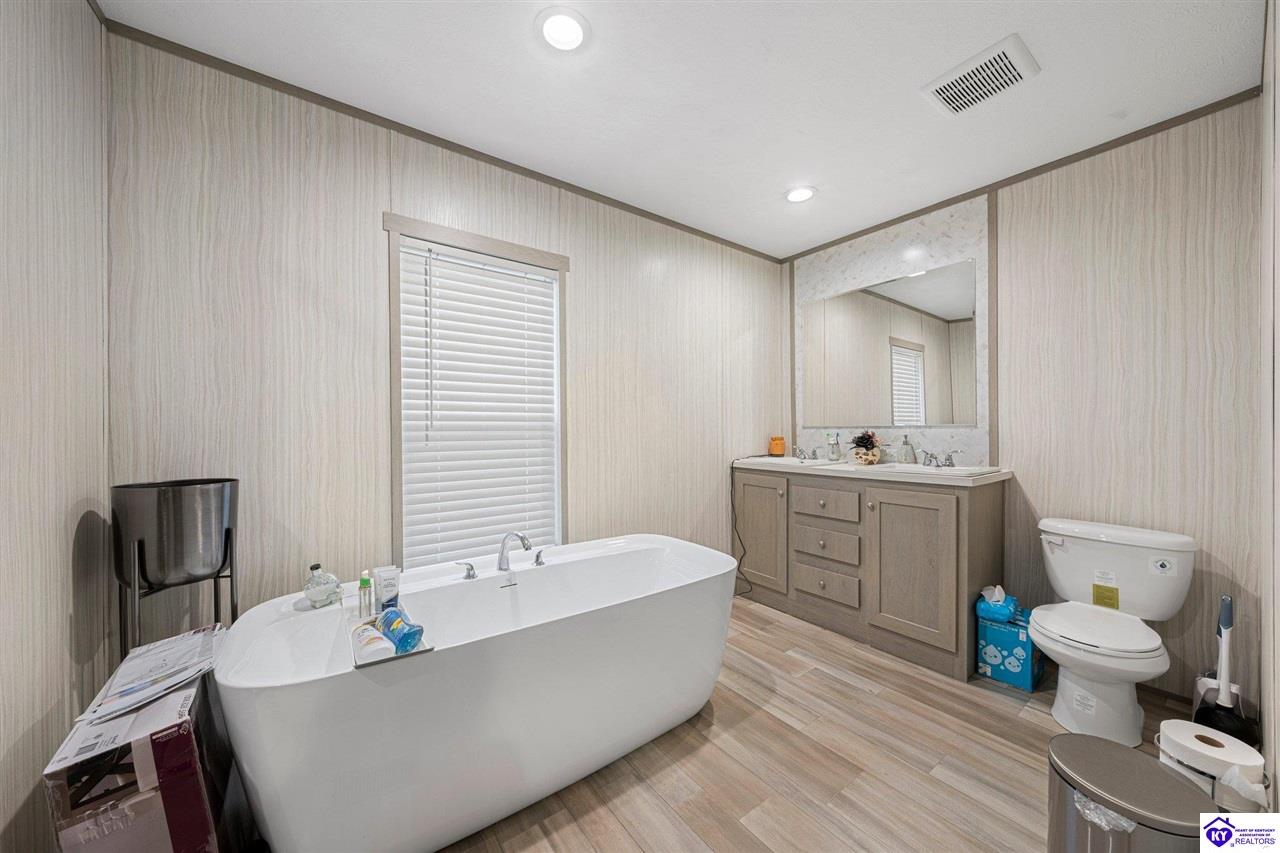 Listing Picture 2450 J E Jones Road Magnolia, KY 42757 MLS HK24004676