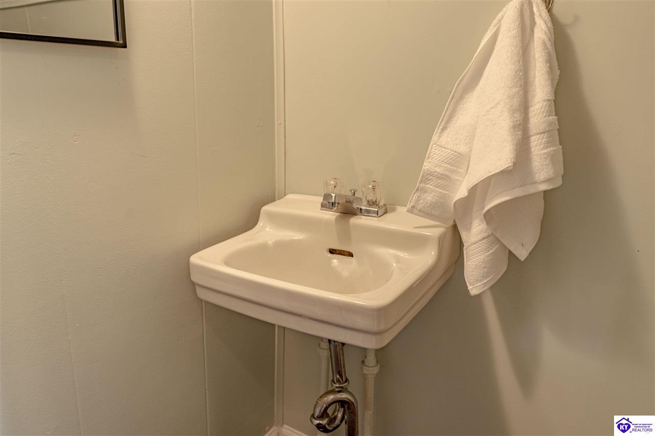 Listing Picture 507 Churchill Court Elizabethtown, KY 42701 MLS HK24004696