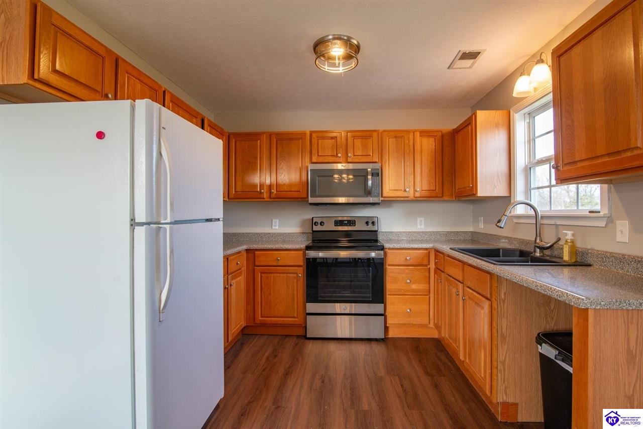 Listing Picture 13670 Salt River Road Eastview, KY 42732 MLS HK24004697