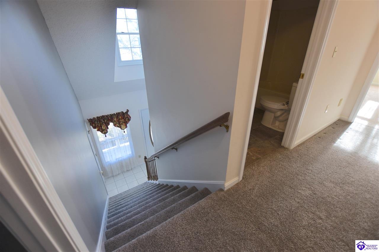 Listing Picture 110 Thomas Street Elizabethtown, KY 42701 MLS HK24004729