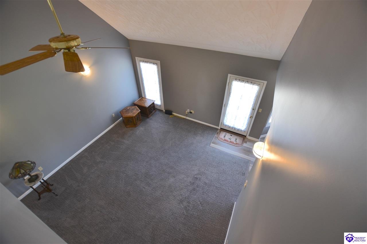 Listing Picture 110 Thomas Street Elizabethtown, KY 42701 MLS HK24004729