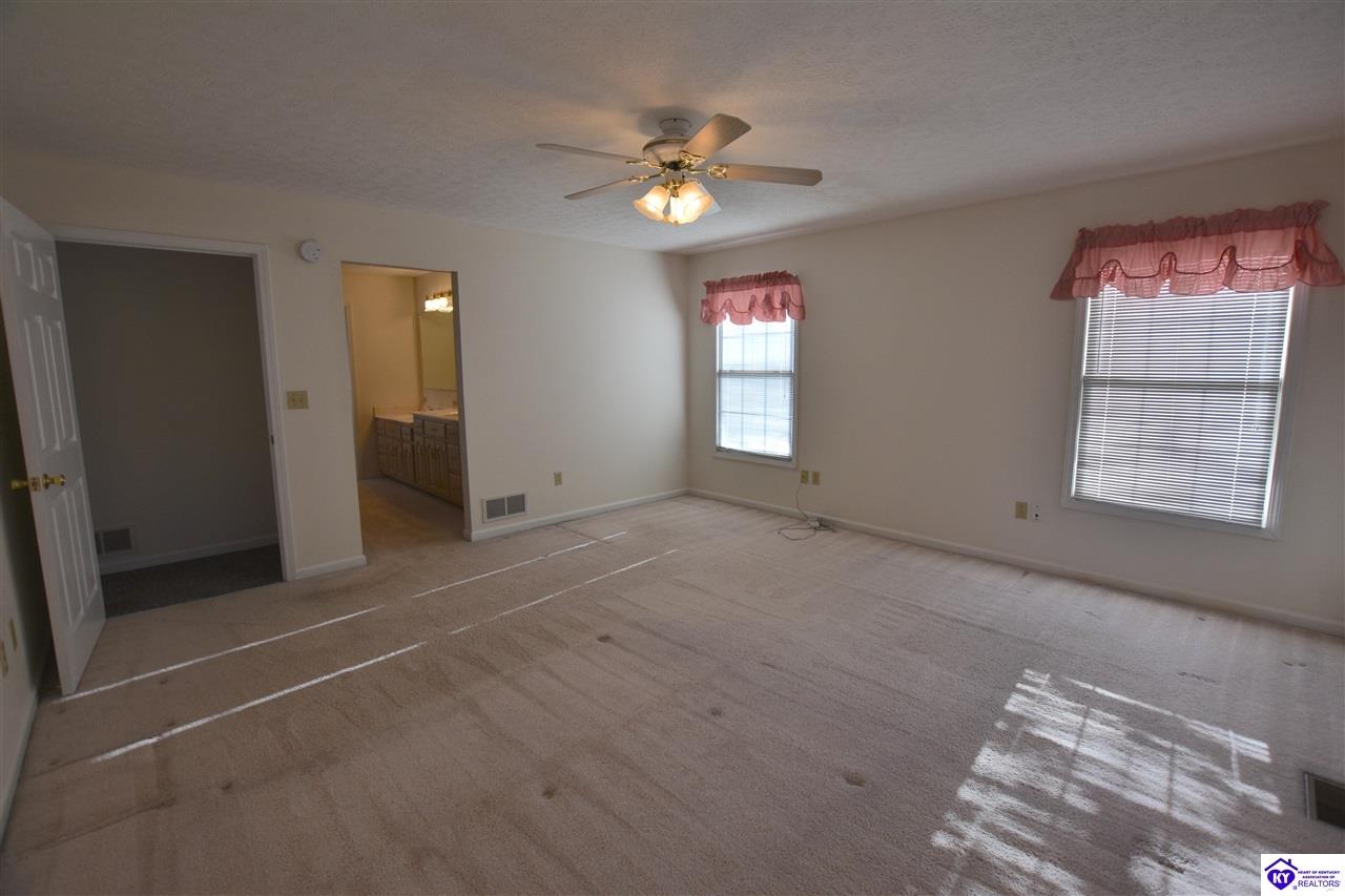 Listing Picture 110 Thomas Street Elizabethtown, KY 42701 MLS HK24004729