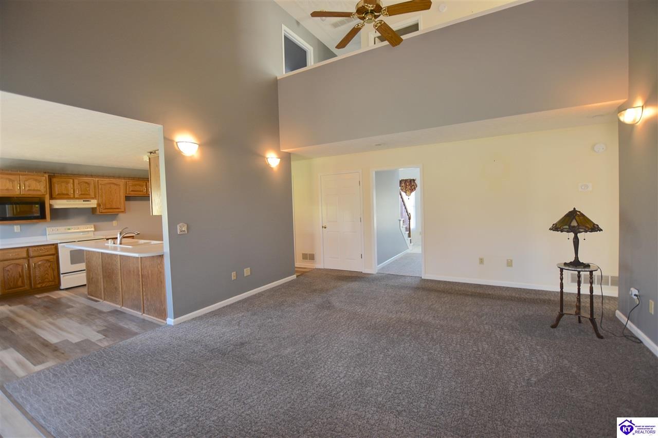 Listing Picture 110 Thomas Street Elizabethtown, KY 42701 MLS HK24004729