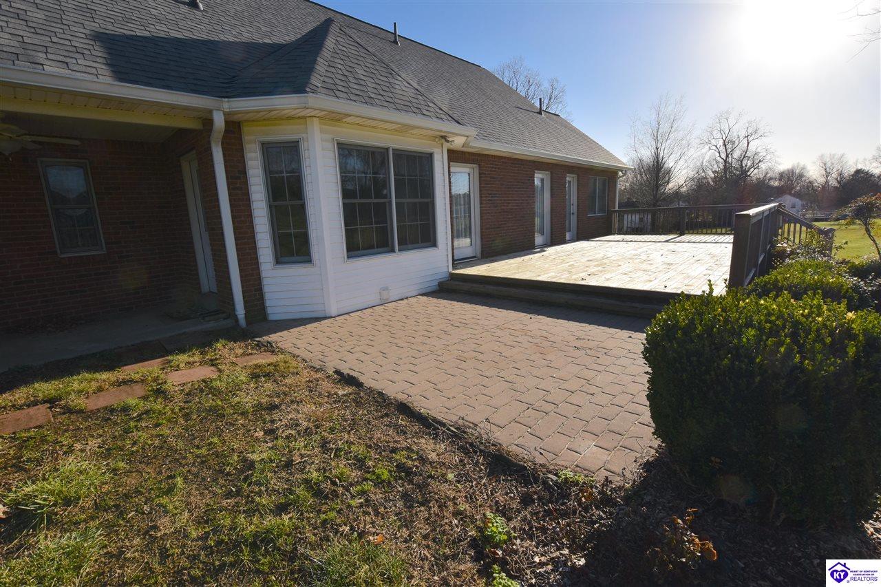 Listing Picture 110 Thomas Street Elizabethtown, KY 42701 MLS HK24004729