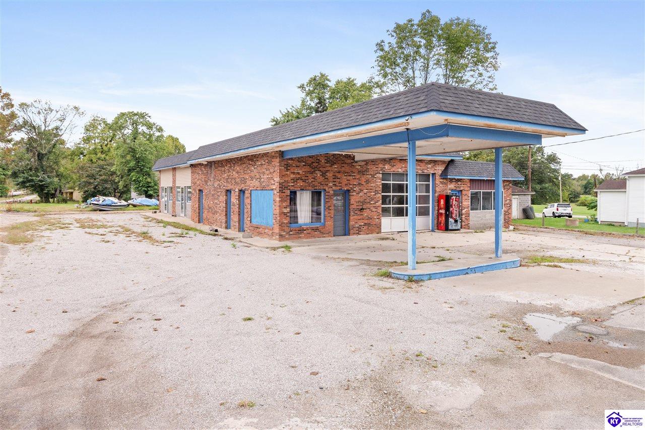 331 main street Lebanon Junction, KY 40150