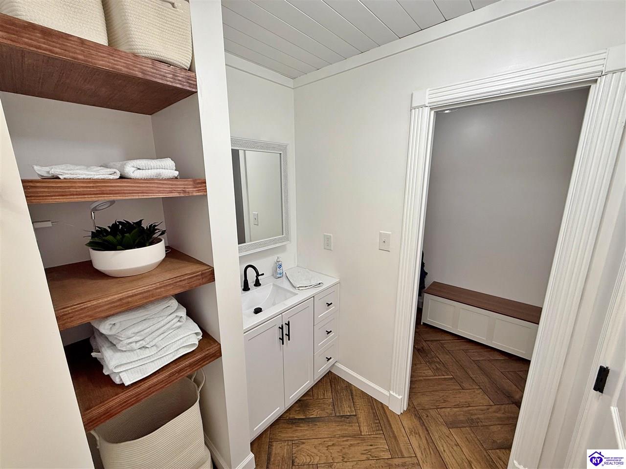 Listing Picture 146 Pleasant Colony Drive Elizabethtown, KY 42701 MLS HK24004768