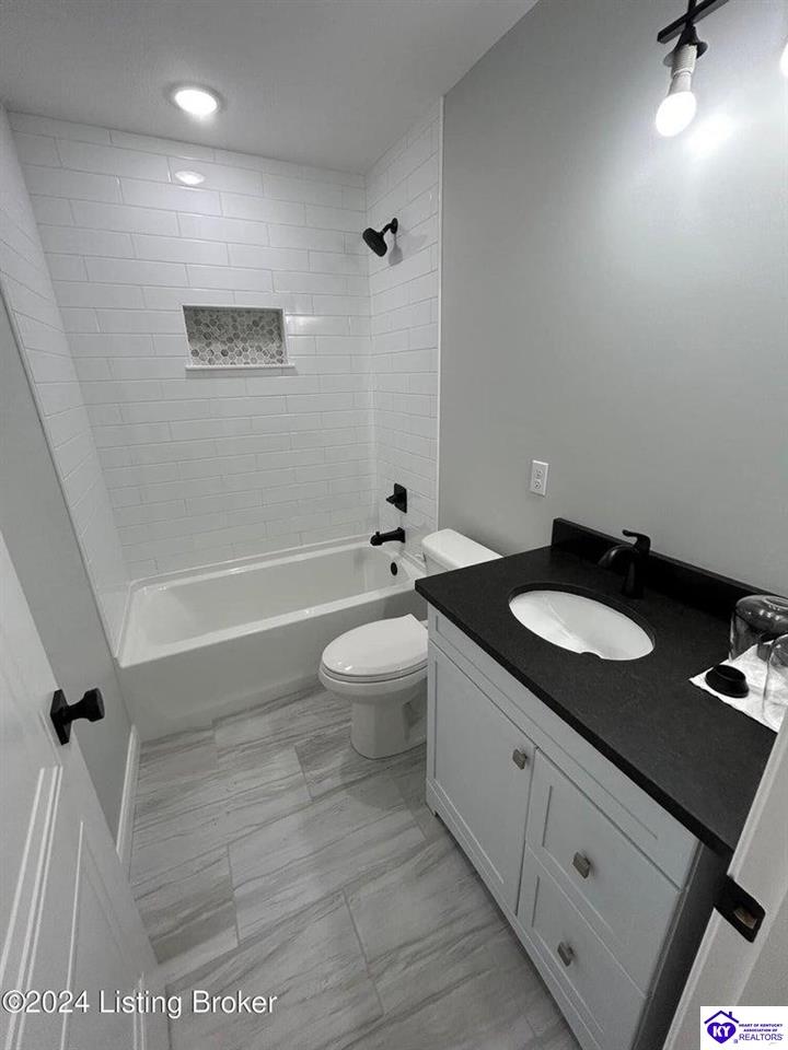 Listing Picture 510 Bonita St Clarkson, KY 42726 MLS HK24004826