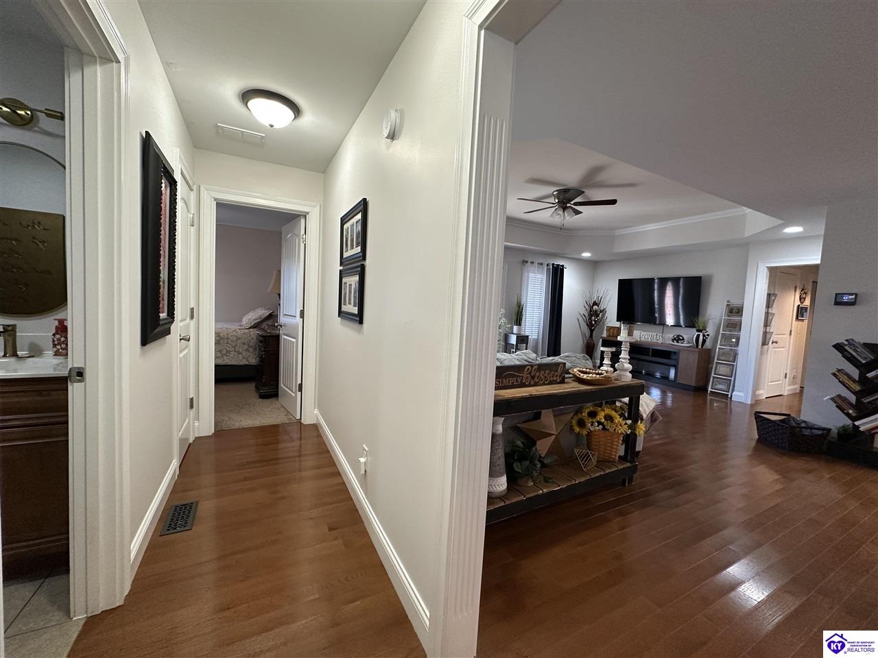 Listing Picture 41 Village Drive Columbia, KY 42728 MLS HK25000030