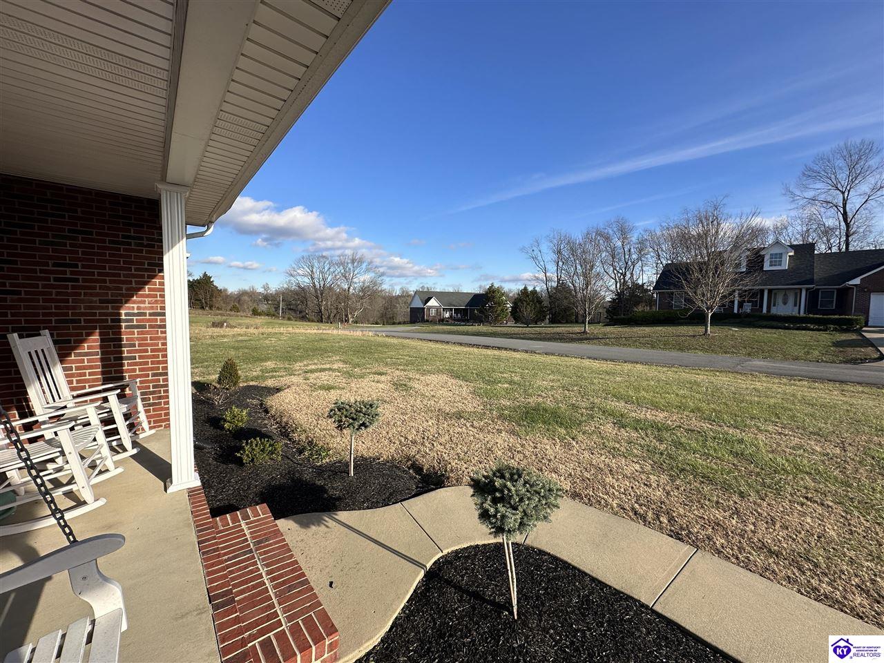 Listing Picture 41 Village Drive Columbia, KY 42728 MLS HK25000030