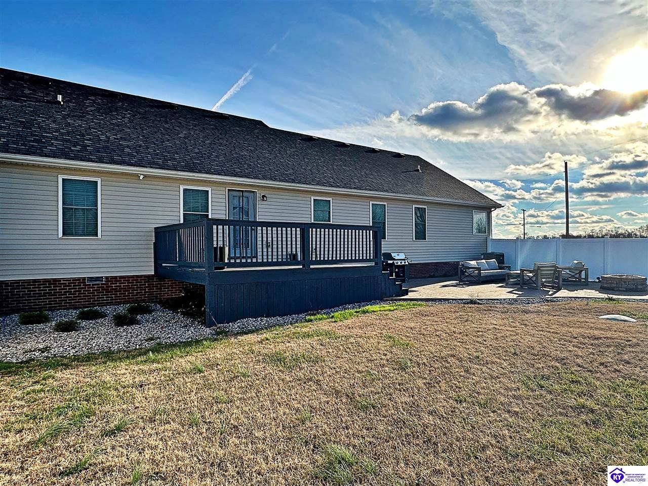 Listing Picture 41 Village Drive Columbia, KY 42728 MLS HK25000030