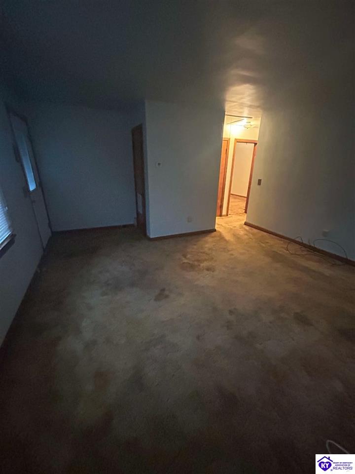 Listing Picture 119 Churchill Avenue Hodgenville, KY 42748 MLS HK25000059