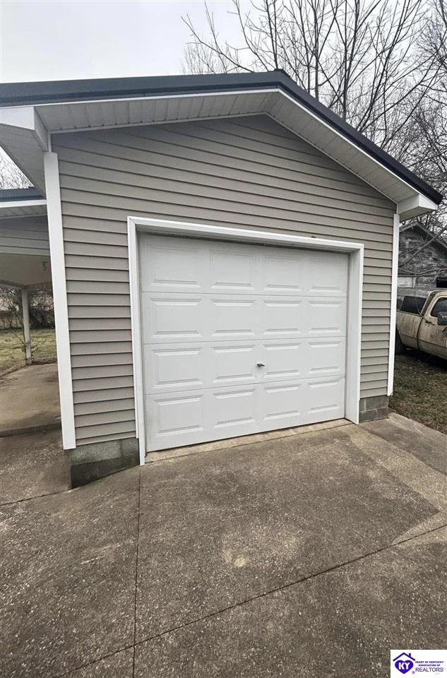 Listing Picture 119 Churchill Avenue Hodgenville, KY 42748 MLS HK25000059