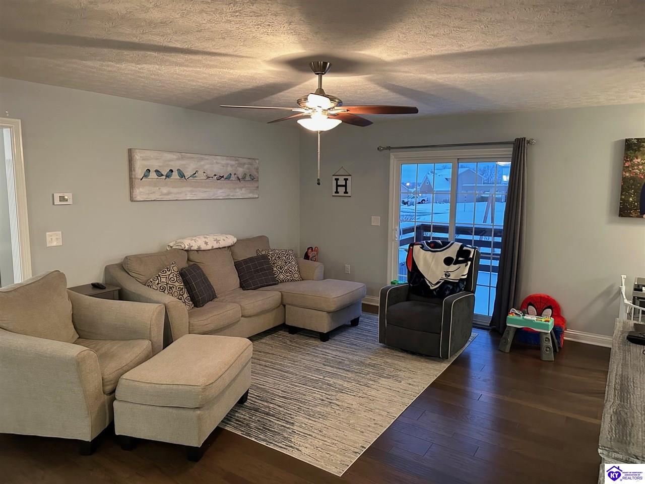 Listing Picture 100 Clair Court Elizabethtown, KY 42701 MLS HK25000061