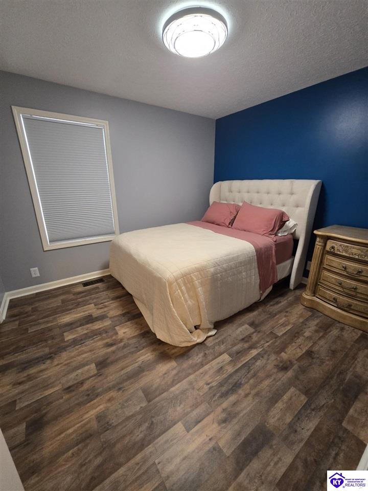 Listing Picture 131 Tyler Drive Shepherdsville, KY 40165 MLS HK25000074