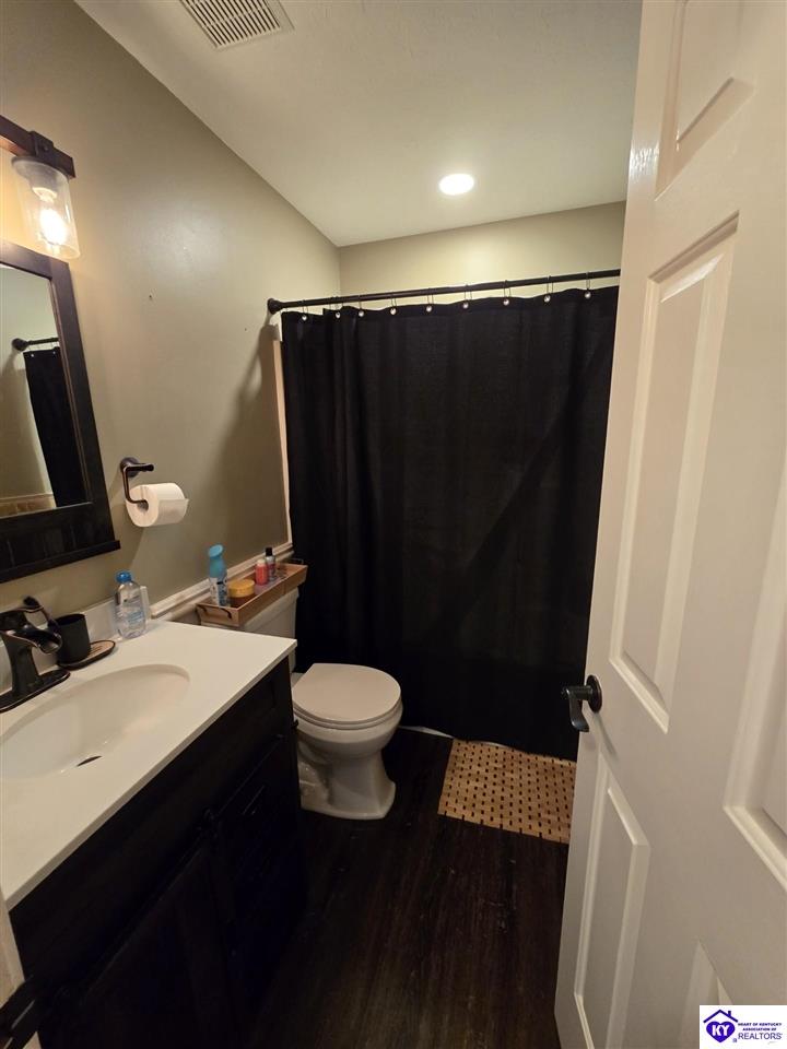 Listing Picture 131 Tyler Drive Shepherdsville, KY 40165 MLS HK25000074