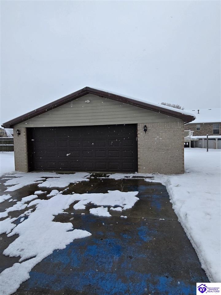 Listing Picture 131 Tyler Drive Shepherdsville, KY 40165 MLS HK25000074