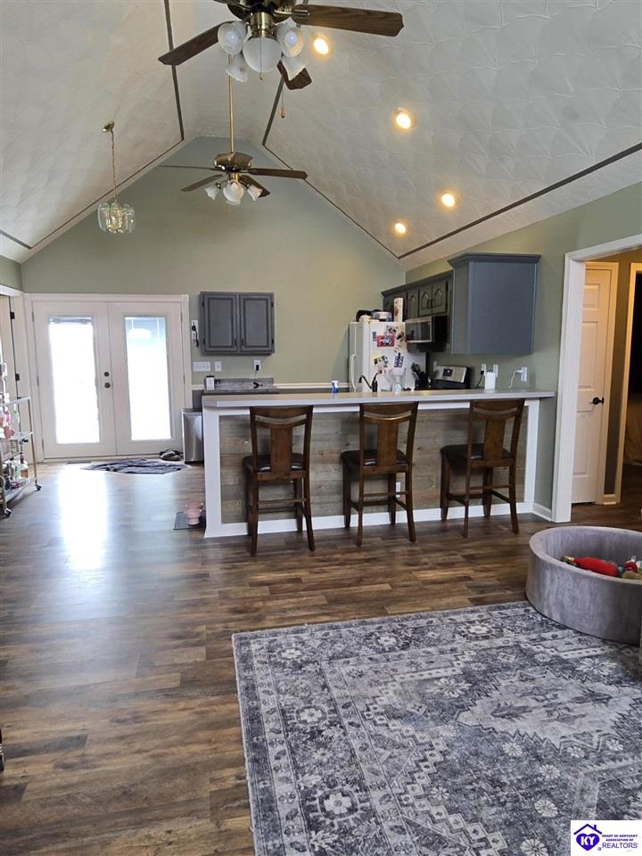 Listing Picture 131 Tyler Drive Shepherdsville, KY 40165 MLS HK25000074