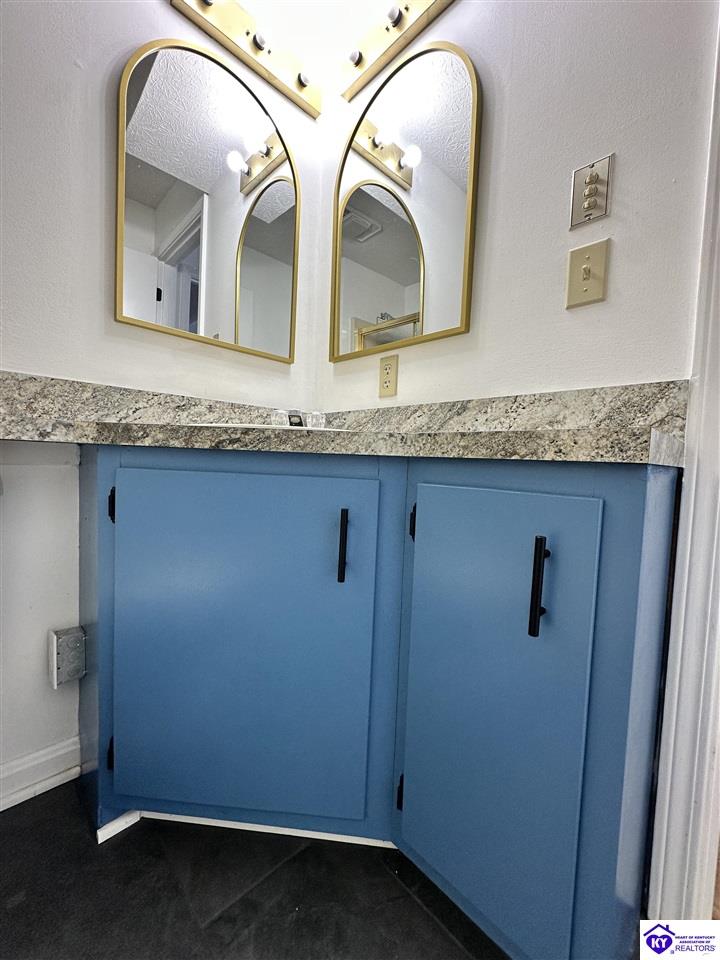 Listing Picture 305 Grant Street Campbellsville, KY 42718 MLS HK25000119