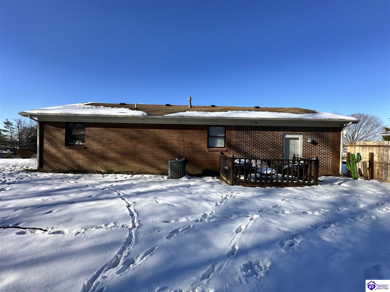 Listing Picture 305 Grant Street Campbellsville, KY 42718 MLS HK25000119