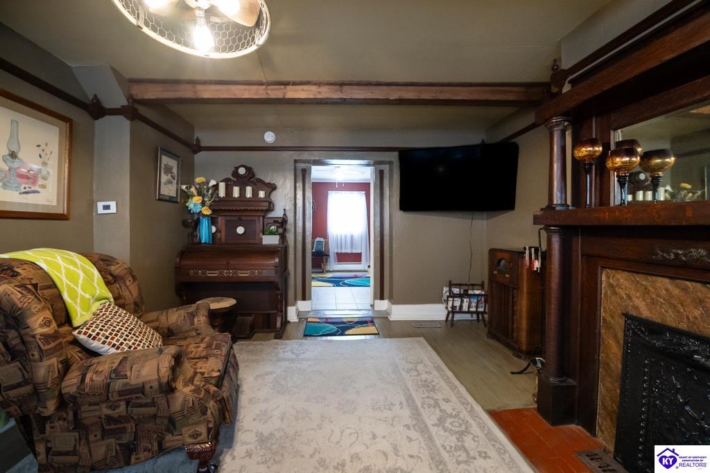 202 N Main Street Elizabethtown, KY 42701 #3