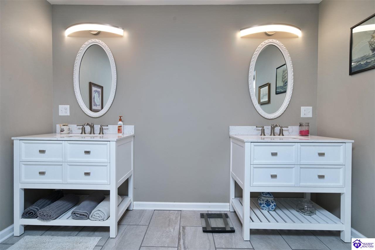 Listing Picture 902 Partridge Way Elizabethtown, KY 42701 MLS HK25000145