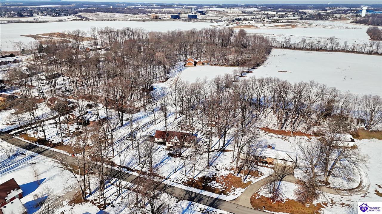 Listing Picture 902 Partridge Way Elizabethtown, KY 42701 MLS HK25000145