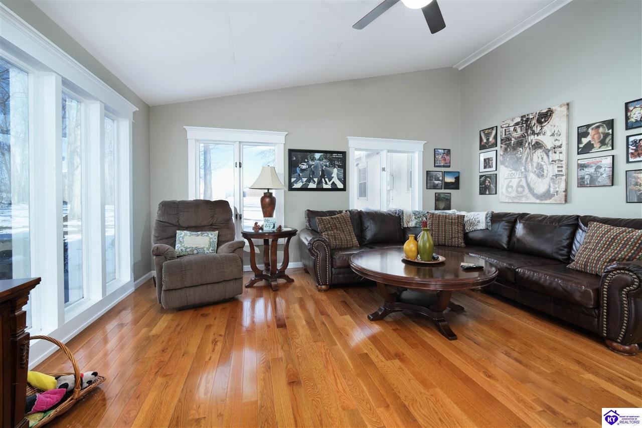 Listing Picture 902 Partridge Way Elizabethtown, KY 42701 MLS HK25000145