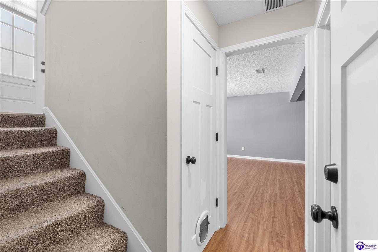 Listing Picture 127 Sawgrass Avenue Vine Grove, KY 40175 MLS HK25000159