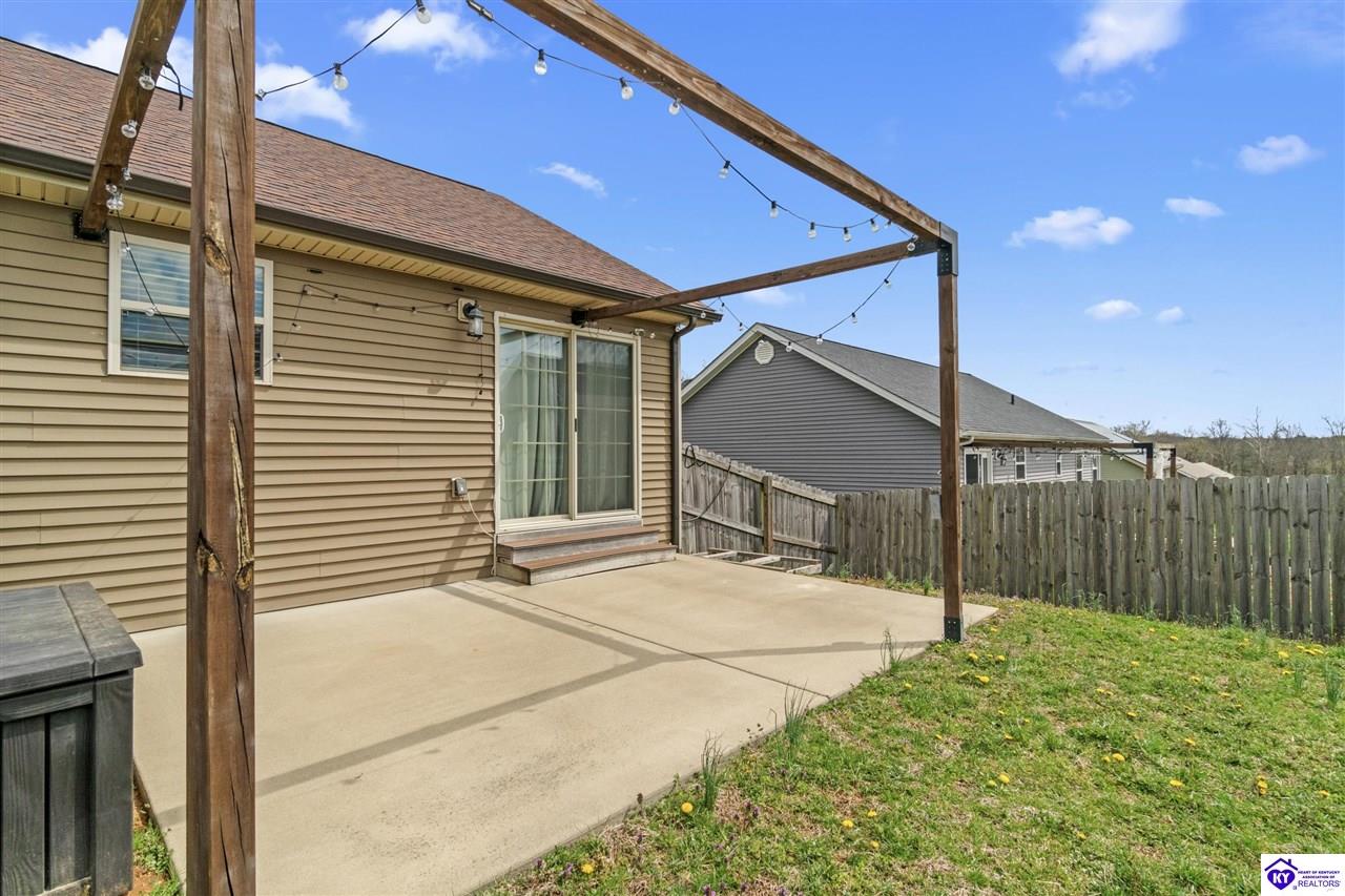 Listing Picture 127 Sawgrass Avenue Vine Grove, KY 40175 MLS HK25000159