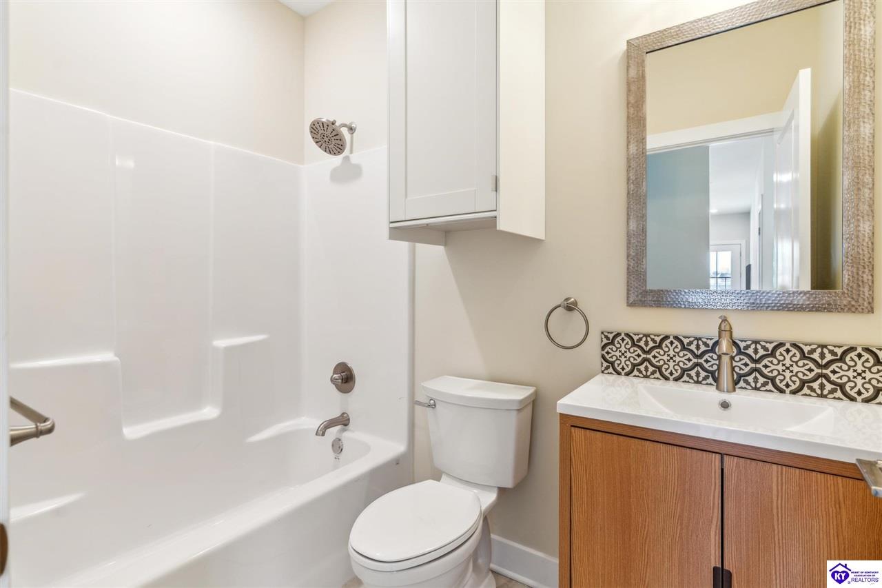 Listing Picture 651 Barret Avenue Louisville, KY 40204 MLS HK25000170