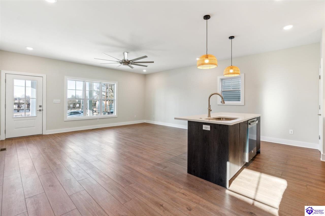 Listing Picture 651 Barret Avenue Louisville, KY 40204 MLS HK25000170