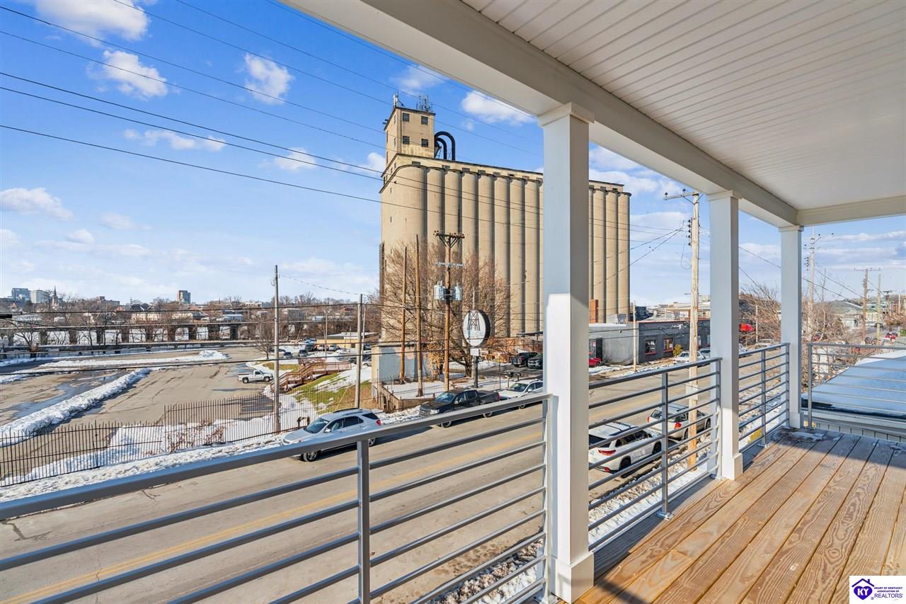 Listing Picture 651 Barret Avenue Louisville, KY 40204 MLS HK25000170