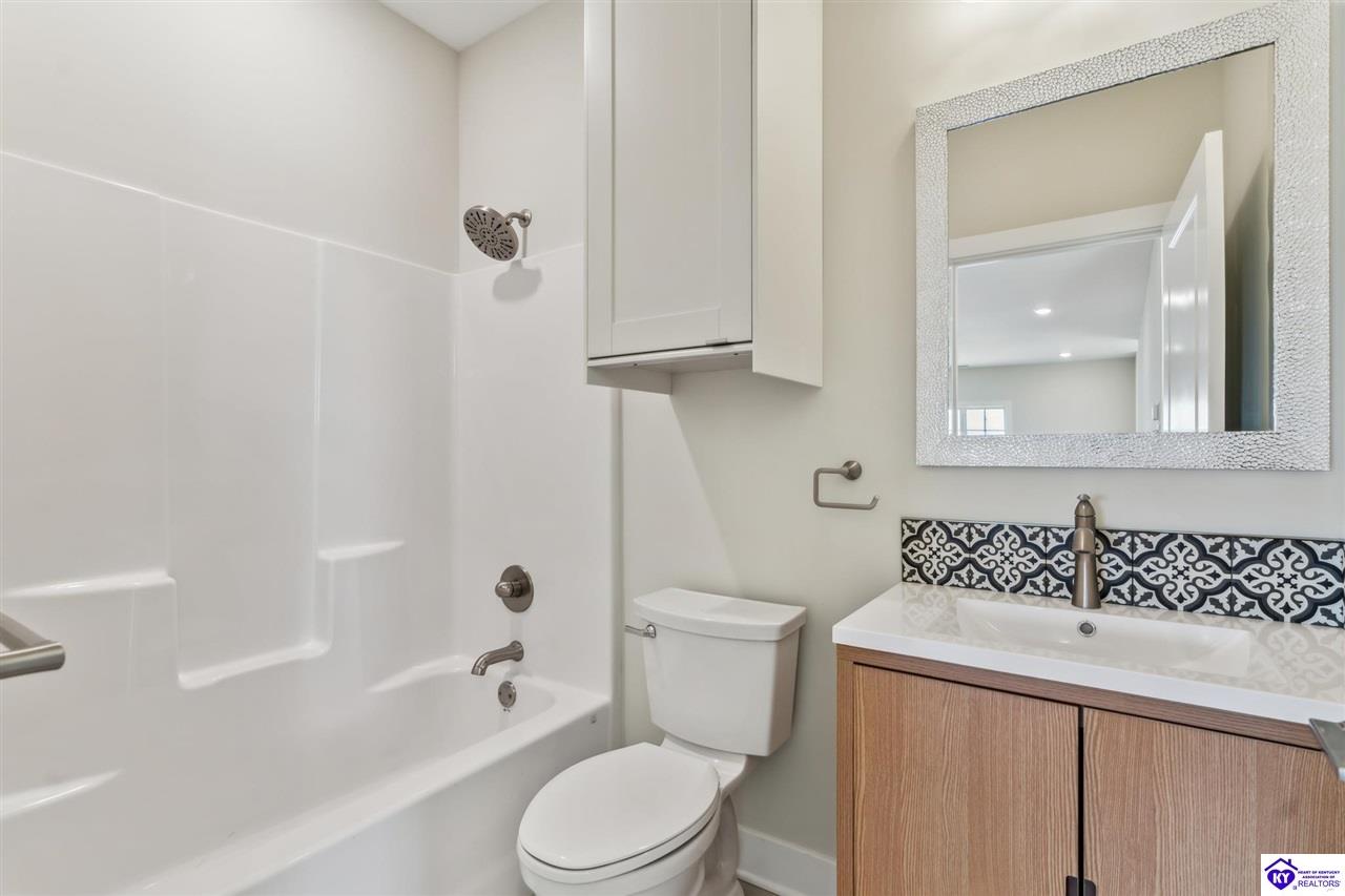 Listing Picture 651 Barret Avenue Louisville, KY 40204 MLS HK25000170