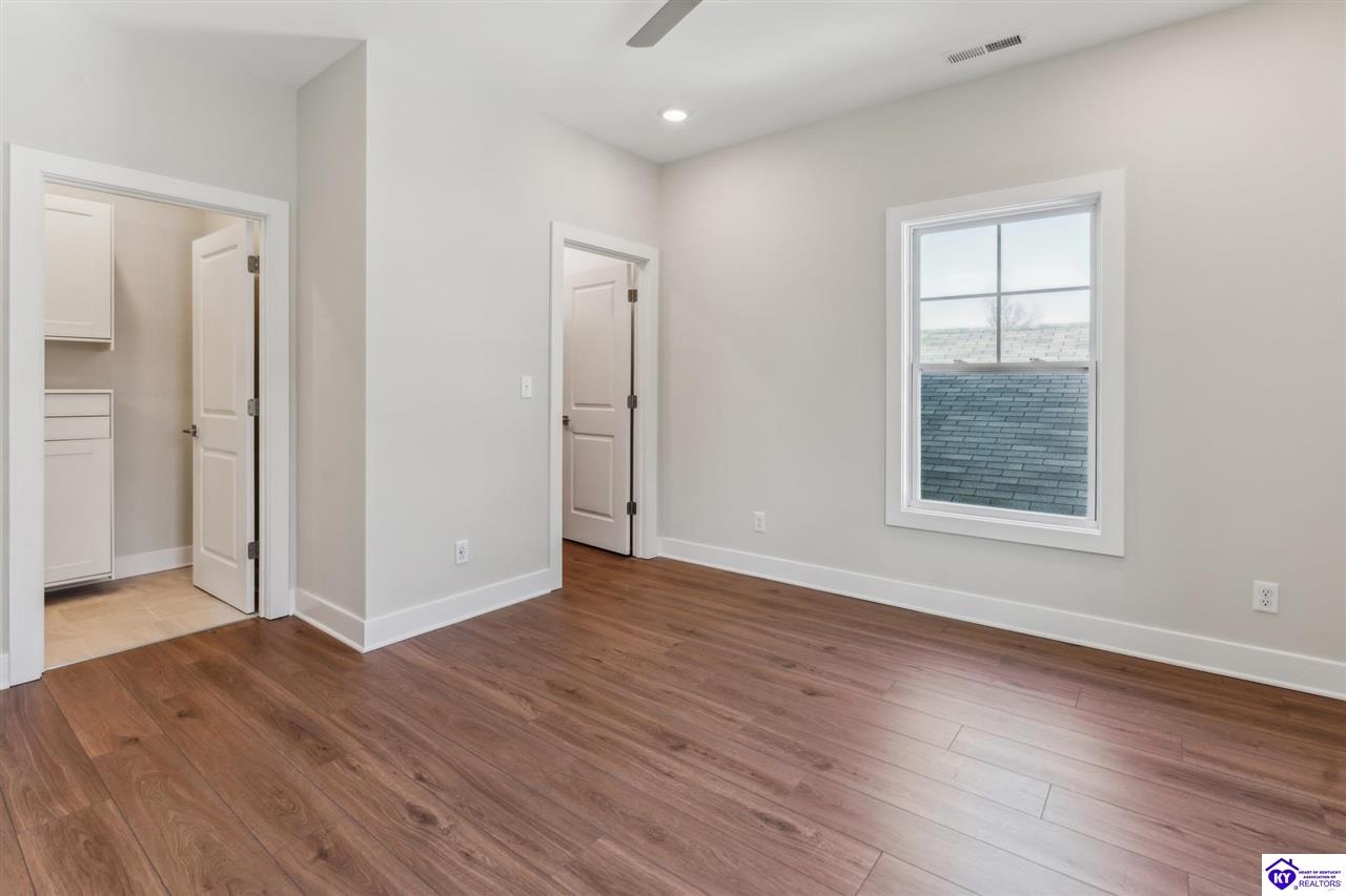 Listing Picture 651 Barret Avenue Louisville, KY 40204 MLS HK25000170