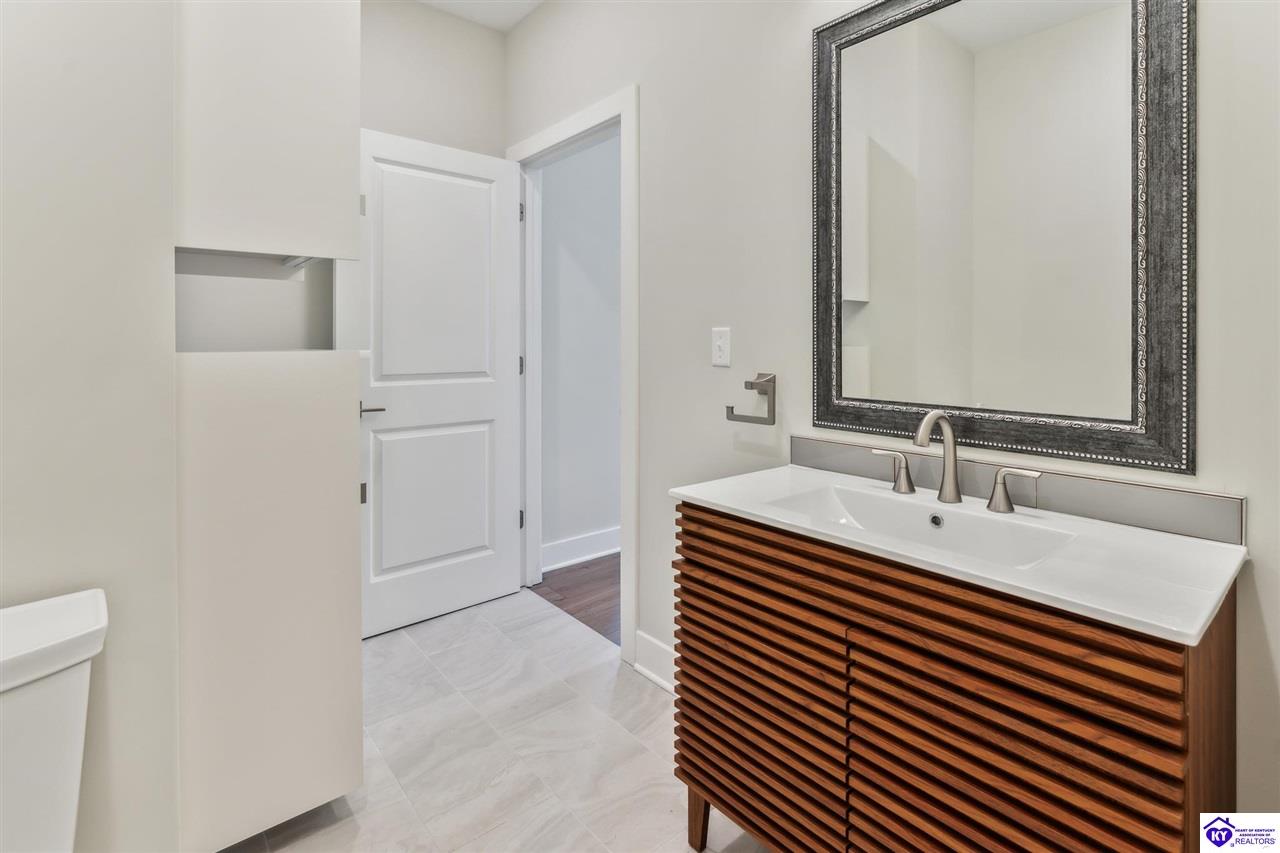 Listing Picture 651 Barret Avenue Louisville, KY 40204 MLS HK25000170