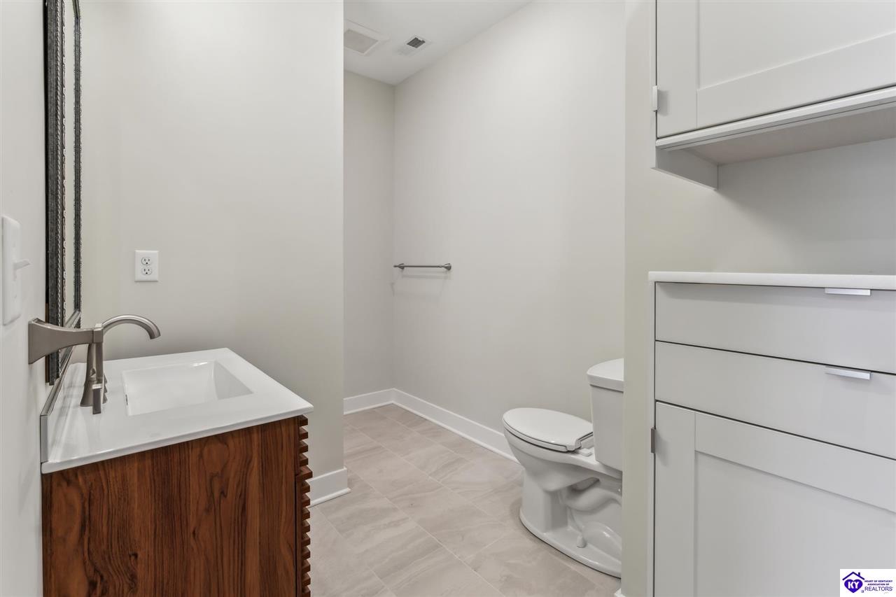 Listing Picture 651 Barret Avenue Louisville, KY 40204 MLS HK25000170