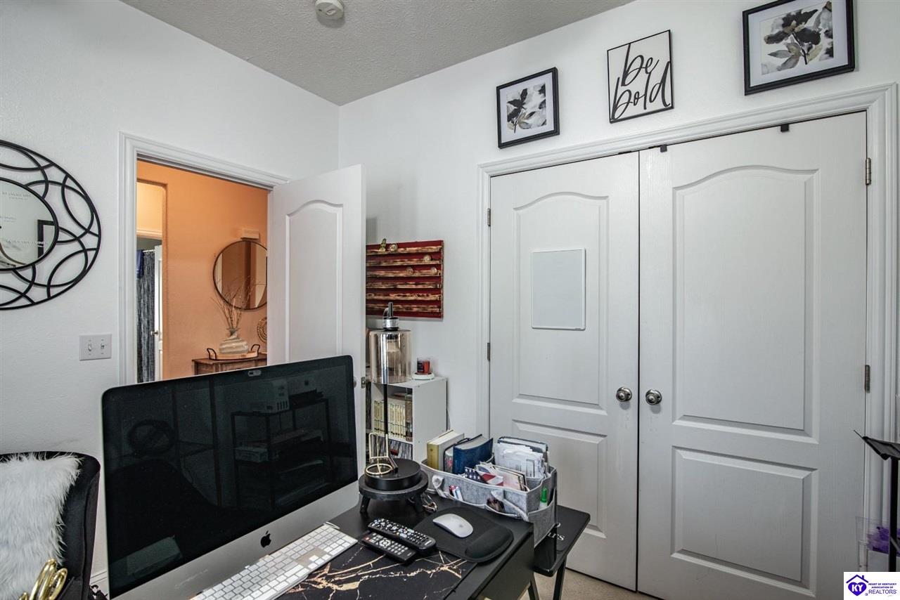 Listing Picture 151 Tuscany Lane Vine Grove, KY 40175 MLS HK25000175