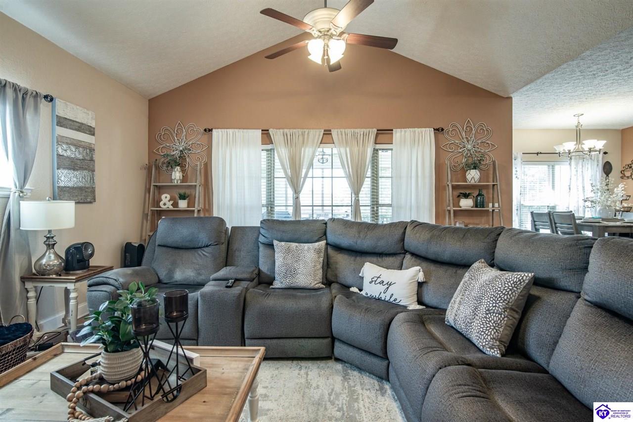 Listing Picture 151 Tuscany Lane Vine Grove, KY 40175 MLS HK25000175