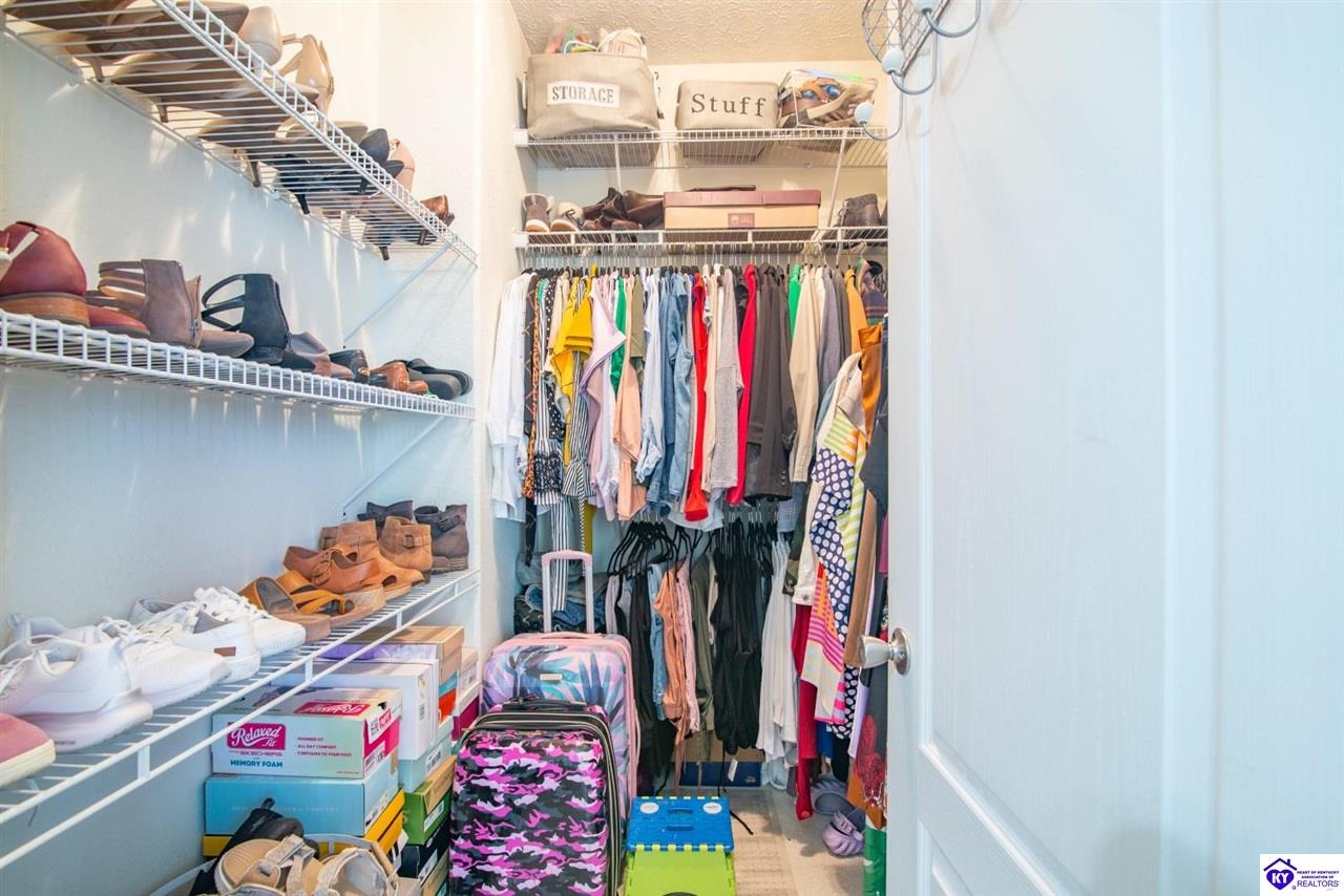 Listing Picture 151 Tuscany Lane Vine Grove, KY 40175 MLS HK25000175