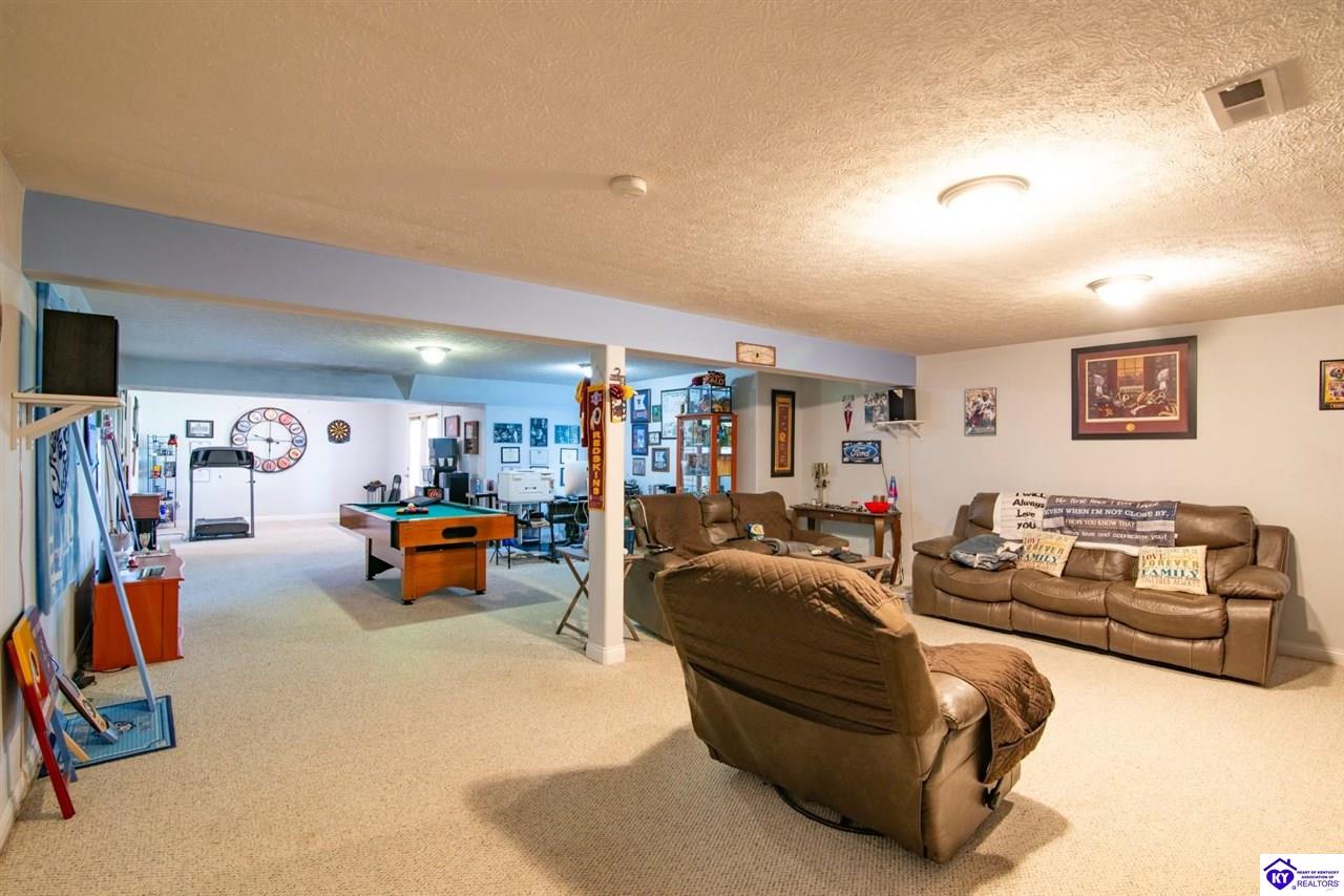 Listing Picture 151 Tuscany Lane Vine Grove, KY 40175 MLS HK25000175