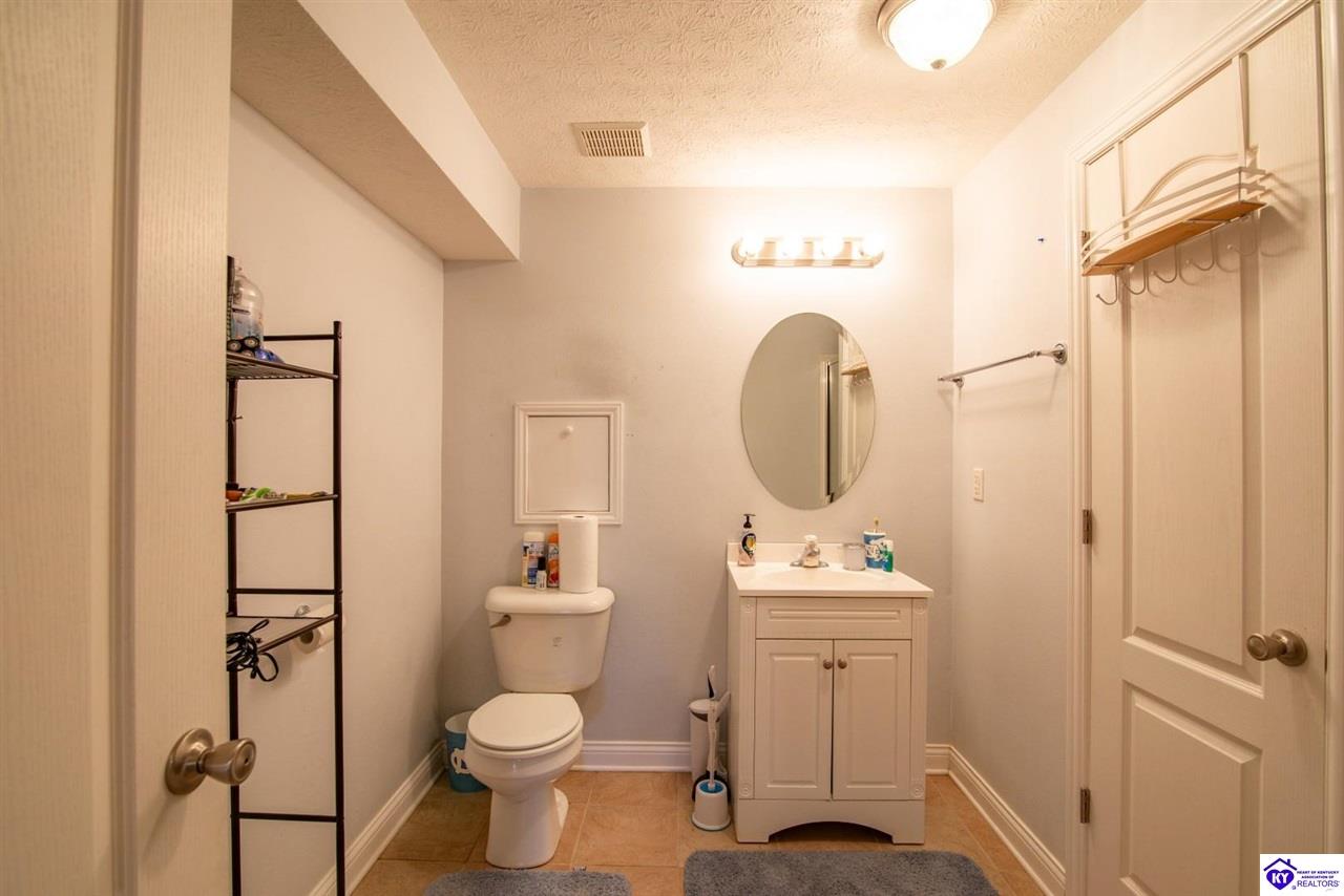 Listing Picture 151 Tuscany Lane Vine Grove, KY 40175 MLS HK25000175