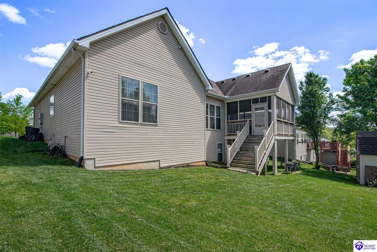 Listing Picture 151 Tuscany Lane Vine Grove, KY 40175 MLS HK25000175