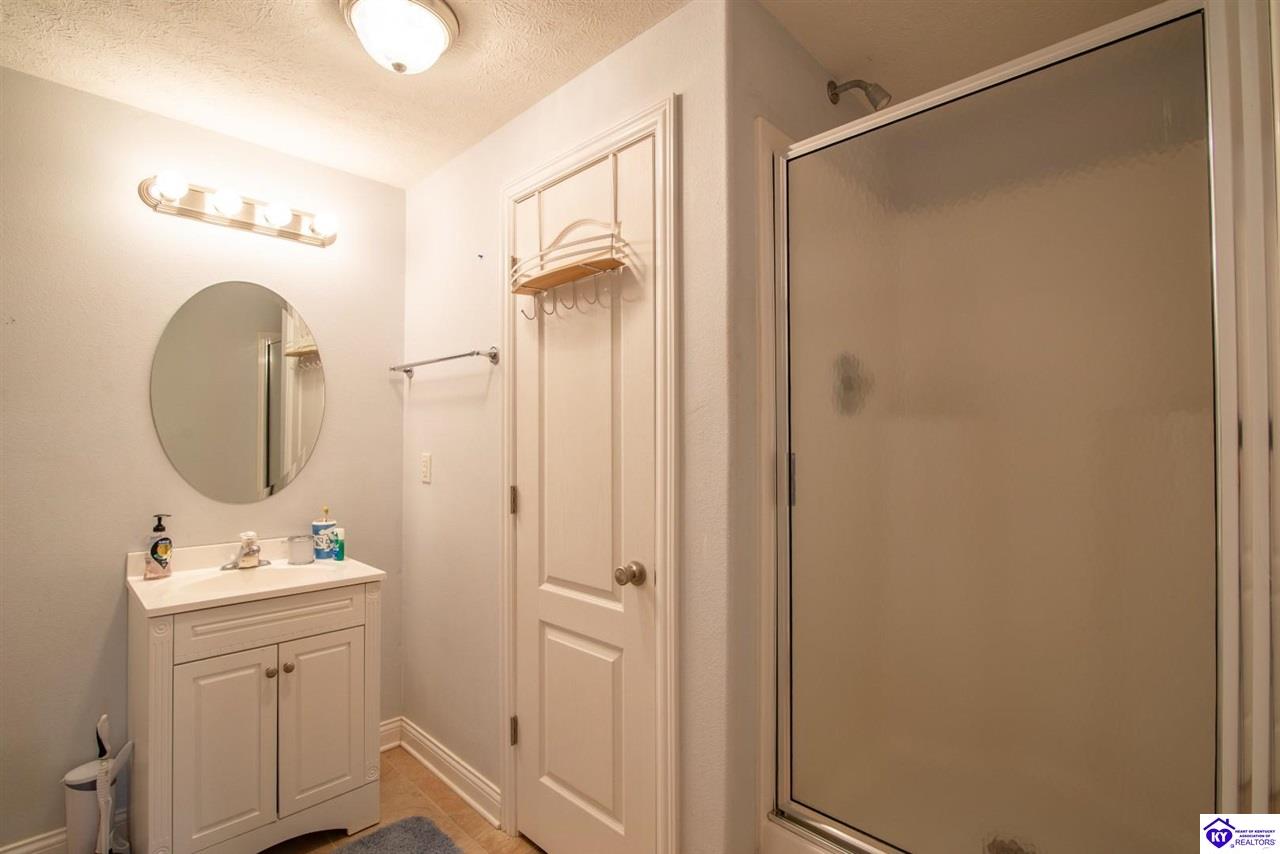 Listing Picture 151 Tuscany Lane Vine Grove, KY 40175 MLS HK25000175