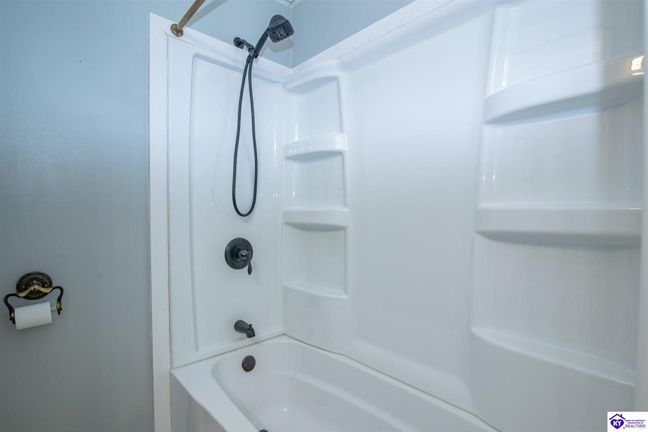 Listing Picture 2995 Garrett Road Ekron, KY 40117 MLS HK25000179